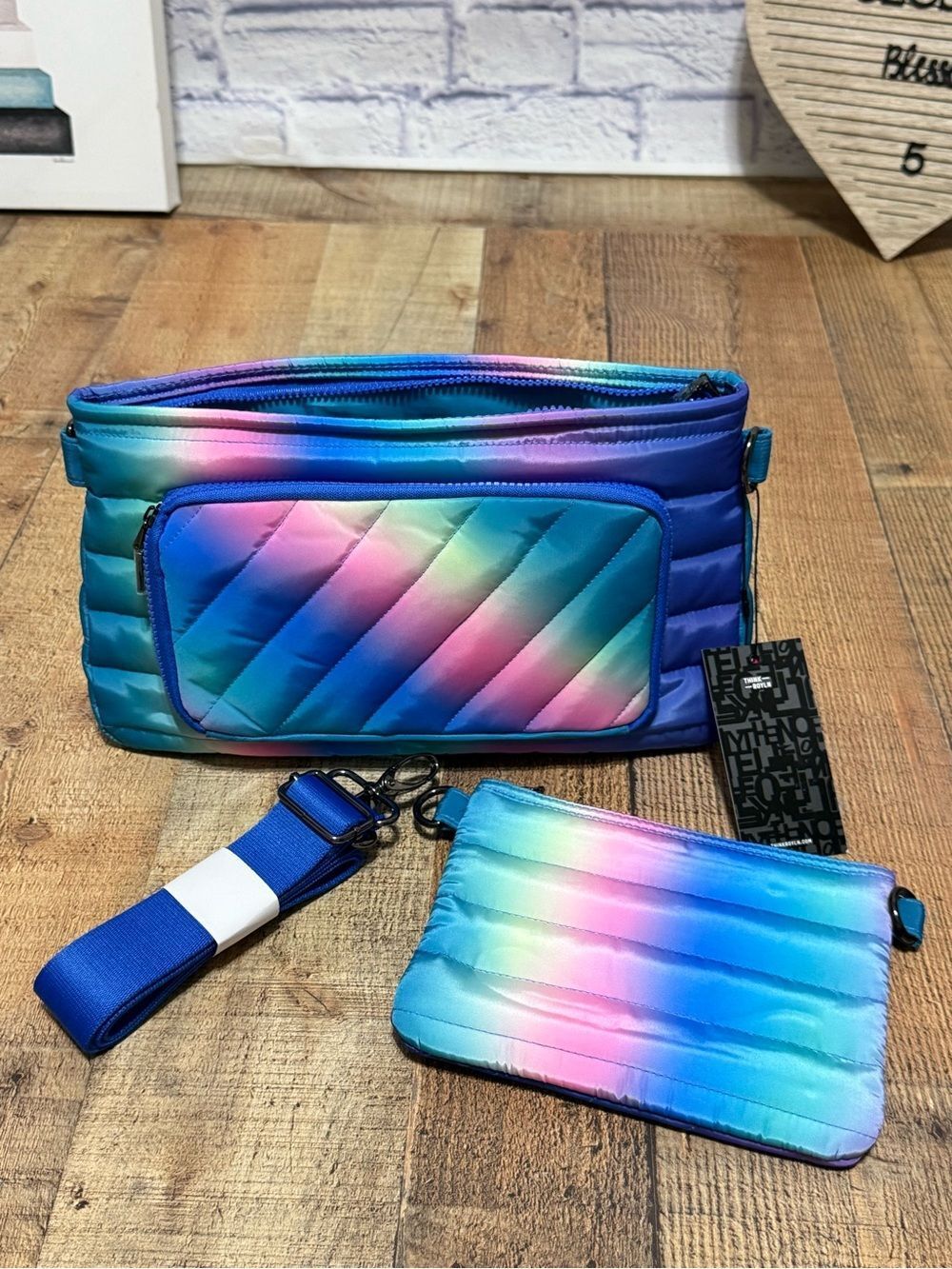 Think Royln Front Zip Wallet Rainbow Crossbody Bank Street XL